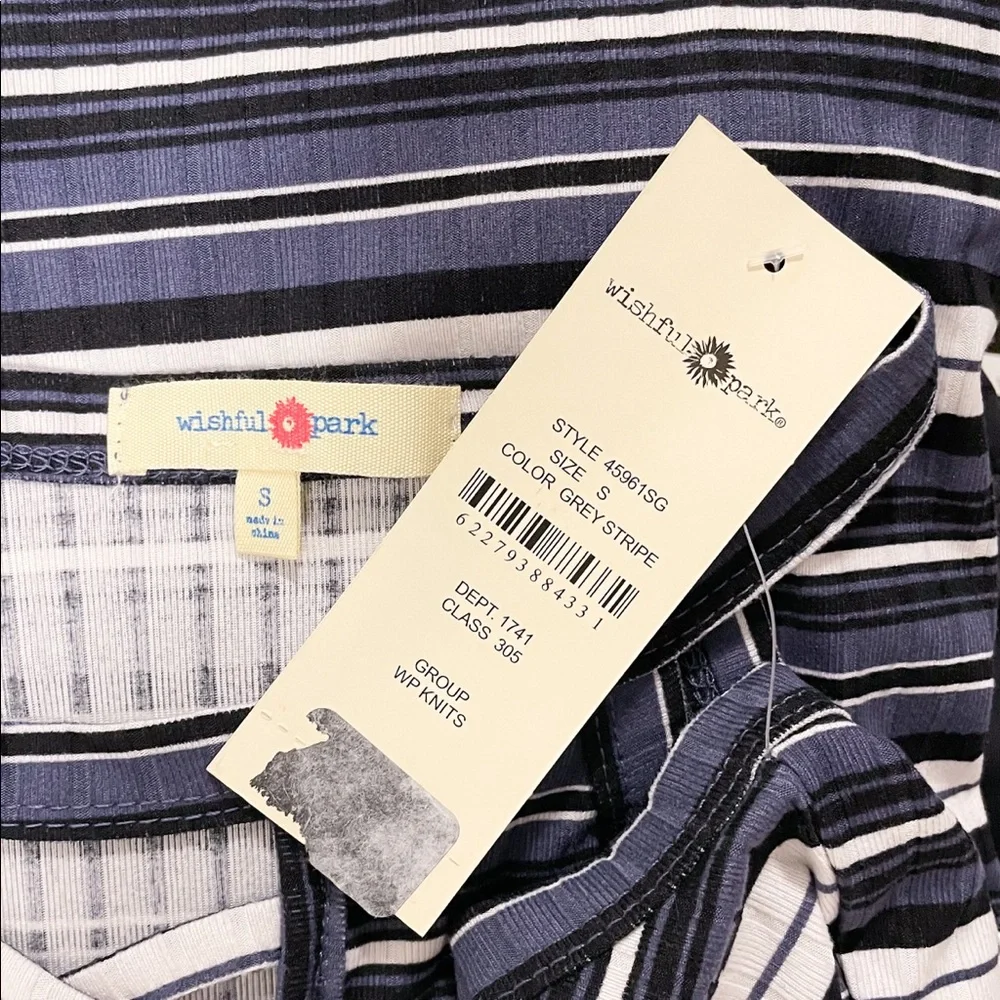 Wishful Park Ribbed Stripe Key Hole Sleeveless Tank NWT Juniors Small Racerback - Picture 6 of 7